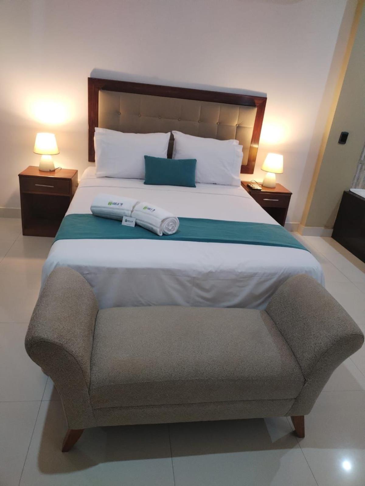 Vuelo 78 Hotel Тарапото Экстерьер фото